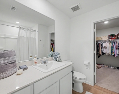 569 Falling Cave Drive - Photo Thumbnail 13