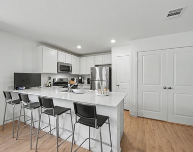 569 Falling Cave Drive - Photo Thumbnail 7