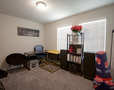 12818 Sirkis Street - Photo Thumbnail 21