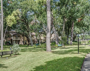 800 Country Place Drive - Photo Thumbnail 38