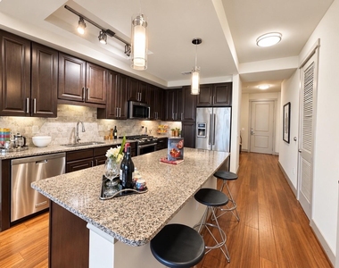 10401 Town And Country Way - Photo Thumbnail 1