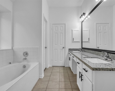 15331 Goodman Street - Photo Thumbnail 13