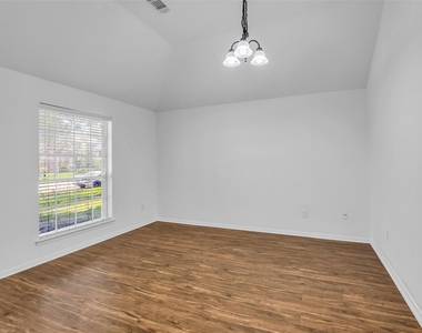 15331 Goodman Street - Photo Thumbnail 2