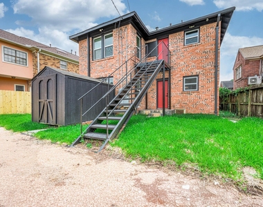 2511 Arbor Street - Photo Thumbnail 15