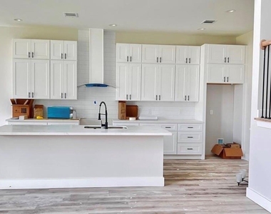 9905 Excaliburs Court - Photo Thumbnail 5