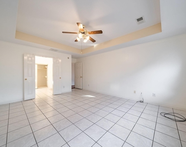 3627 Heritage Colony Drive - Photo Thumbnail 16