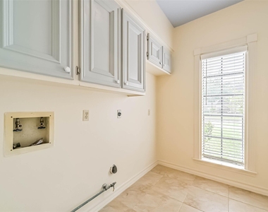 1410 Osborne Drive - Photo Thumbnail 25