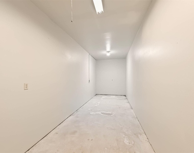 1410 Osborne Drive - Photo Thumbnail 30