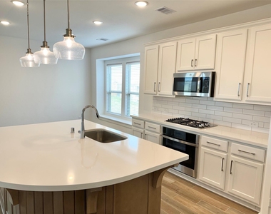 13125 Cobalt Cove Court - Photo Thumbnail 2