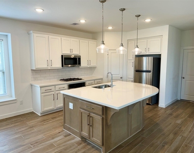 13125 Cobalt Cove Court - Photo Thumbnail 4