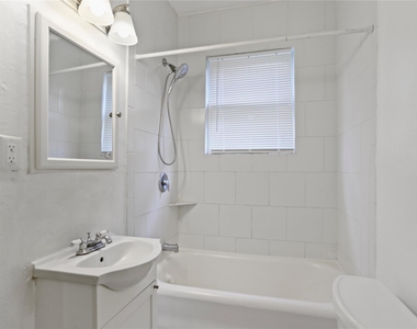 3719 Audubon Place - Photo Thumbnail 2