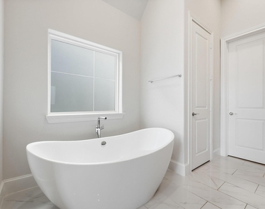 3305 W 11th Street - Photo Thumbnail 20