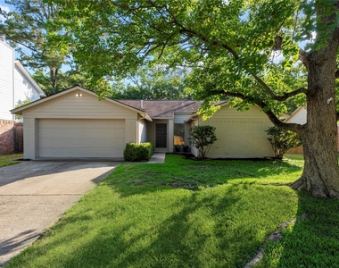 17114 Banchory Avenue - Photo Thumbnail 5