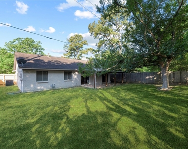 17114 Banchory Avenue - Photo Thumbnail 4