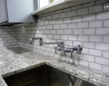 4719 Oakshire Drive - Photo Thumbnail 3