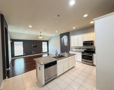 18827 Providence Valley Trail - Photo Thumbnail 4