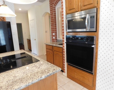 3311 Waters Way Drive - Photo Thumbnail 27