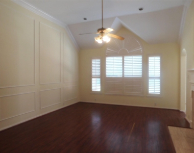 3311 Waters Way Drive - Photo Thumbnail 9