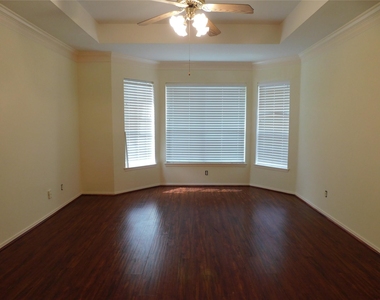 3311 Waters Way Drive - Photo Thumbnail 23