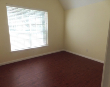 3311 Waters Way Drive - Photo Thumbnail 39