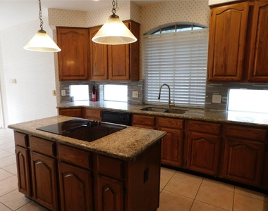 3311 Waters Way Drive - Photo Thumbnail 10