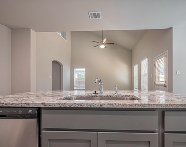 22906 Ephesus Avenue - Photo Thumbnail 20