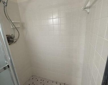 1031 Ashley Avenue - Photo Thumbnail 19