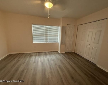 1031 Ashley Avenue - Photo Thumbnail 17