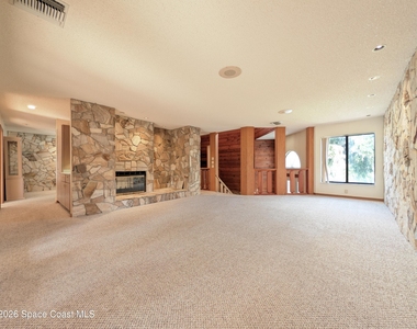 3686 Muirfield Drive - Photo Thumbnail 5