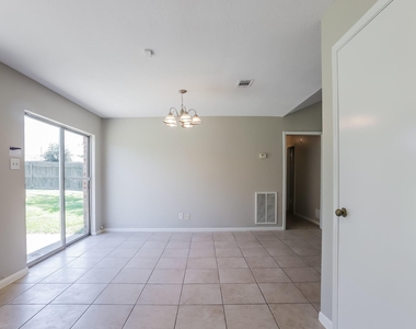 13361 Lake Breeze Lane - Photo Thumbnail 5