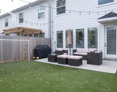 1208 Malone Street - Photo Thumbnail 12