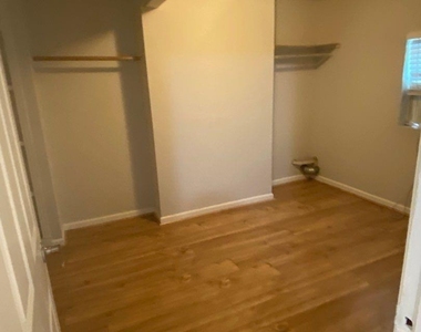 1918 Oleander Drive - Photo Thumbnail 14