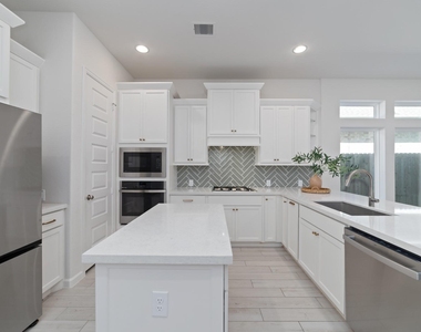 142 Amaranth Way - Photo Thumbnail 12