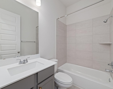 142 Amaranth Way - Photo Thumbnail 15