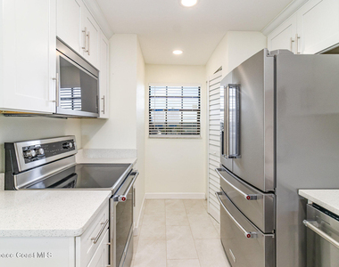 4105 Ocean Beach Boulevard - Photo Thumbnail 3