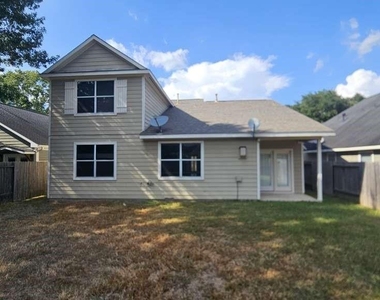 15815 Stiller Park Drive - Photo Thumbnail 8