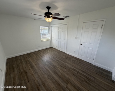 510 Orange Avenue - Photo Thumbnail 6