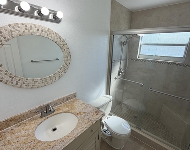 510 Orange Avenue - Photo Thumbnail 7