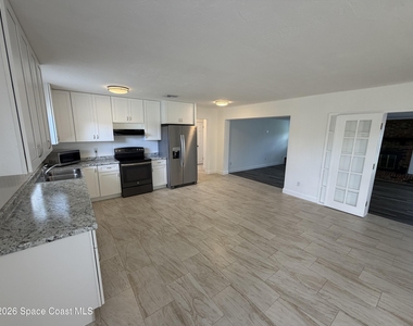 510 Orange Avenue - Photo Thumbnail 2