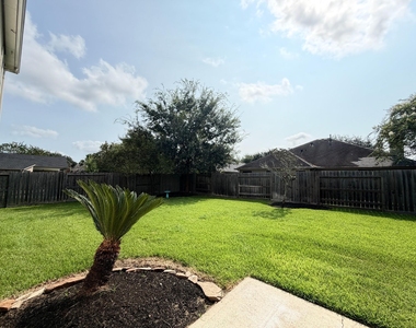 1806 Rockwall Court - Photo Thumbnail 30