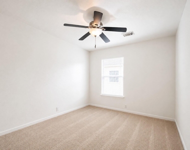 1806 Rockwall Court - Photo Thumbnail 29