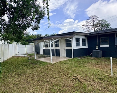 1525 Thornton Avenue - Photo Thumbnail 1