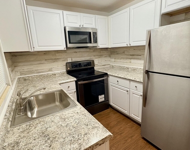 1525 Thornton Avenue - Photo Thumbnail 2