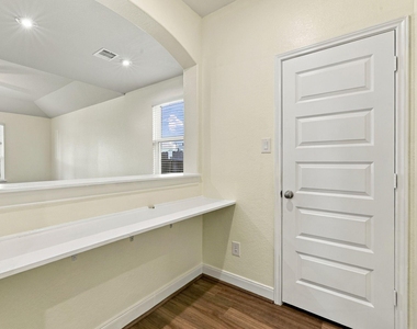 24250 Prairie Glen Lane - Photo Thumbnail 25