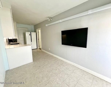 179 Clairbourne Avenue - Photo Thumbnail 5