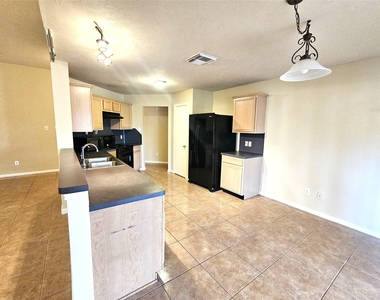 23127 N Waterlake - Photo Thumbnail 3