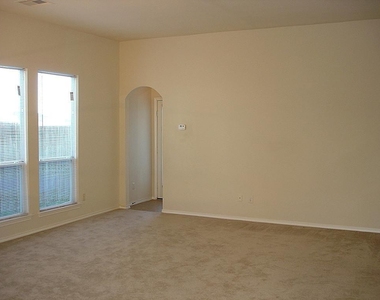22118 Guston Hall Lane - Photo Thumbnail 6