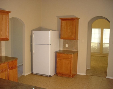22118 Guston Hall Lane - Photo Thumbnail 5