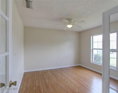 2138 Caledonia Place - Photo Thumbnail 5