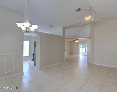 2138 Caledonia Place - Photo Thumbnail 15